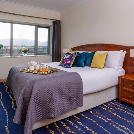 Park Place Apartments Киларни Екстериор снимка