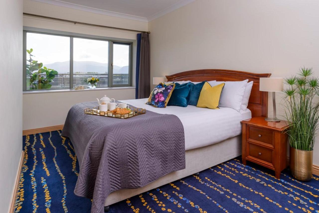 Park Place Apartments Киларни Екстериор снимка