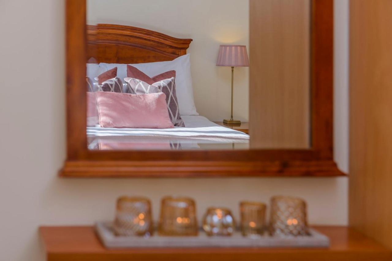 Park Place Apartments Киларни Екстериор снимка