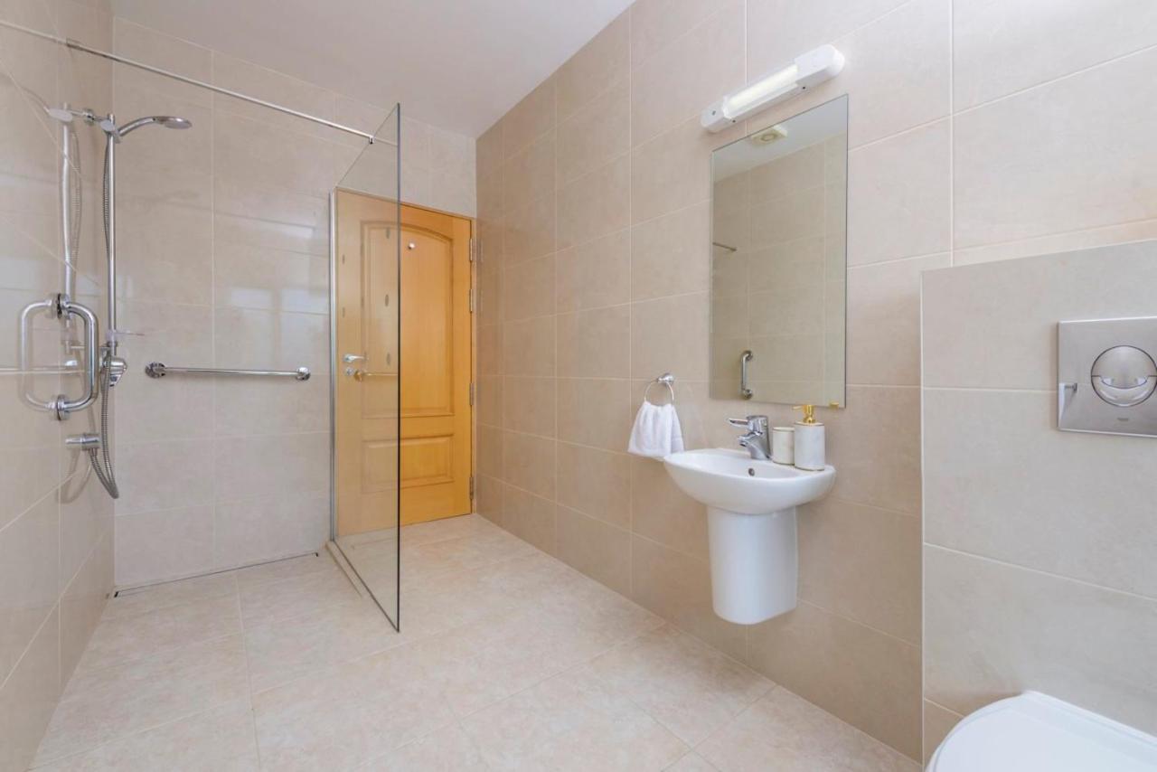 Park Place Apartments Киларни Екстериор снимка