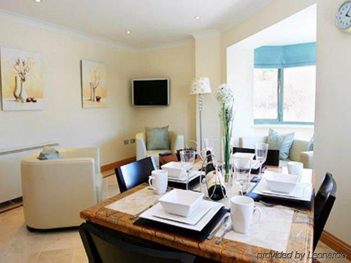 Park Place Apartments Киларни Стая снимка