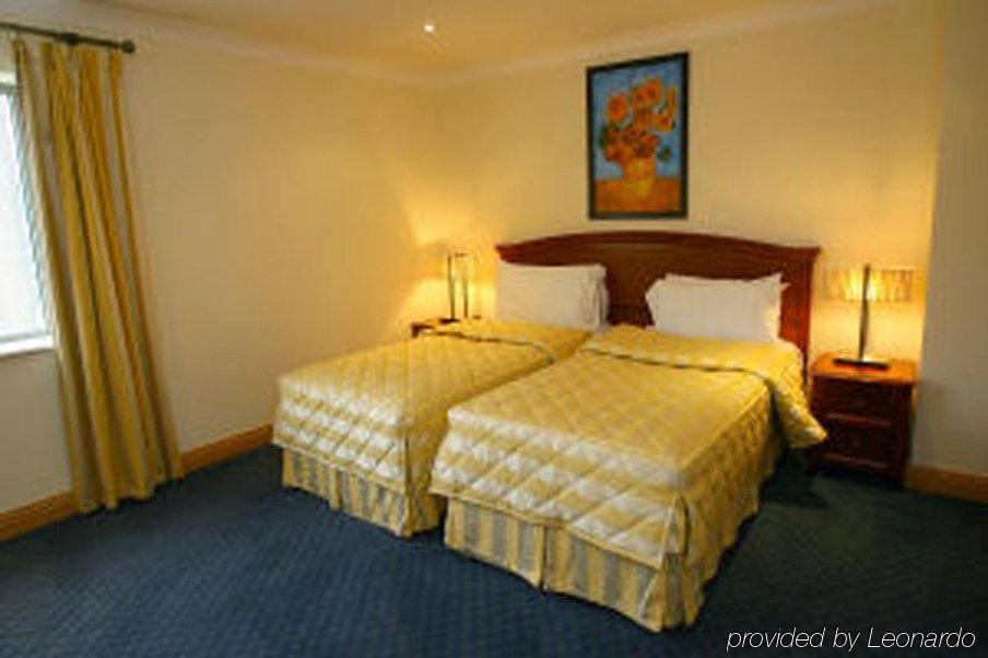 Park Place Apartments Киларни Екстериор снимка