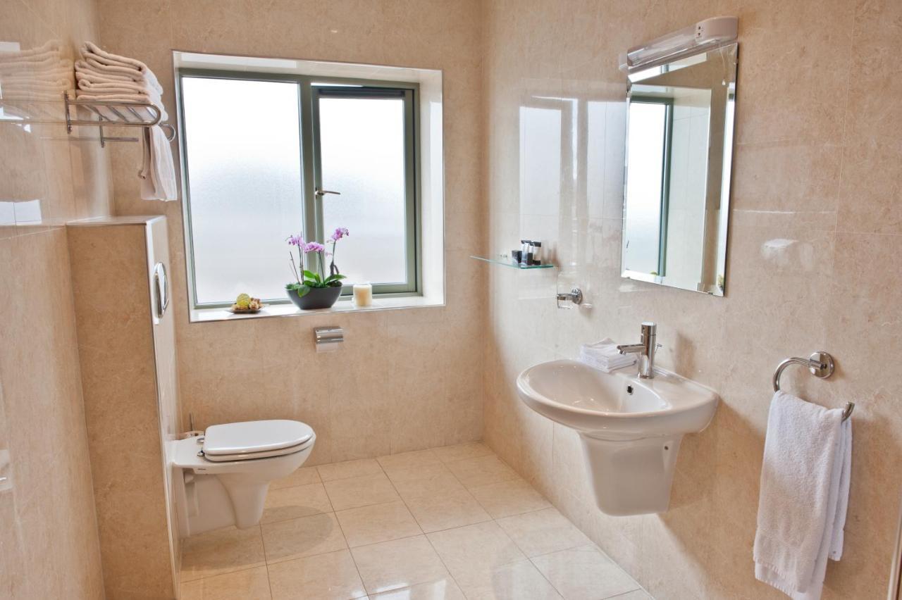 Park Place Apartments Киларни Екстериор снимка